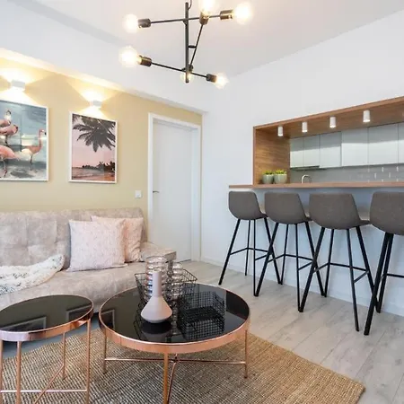 Apartment Piata Romana, Two Bedrooms *