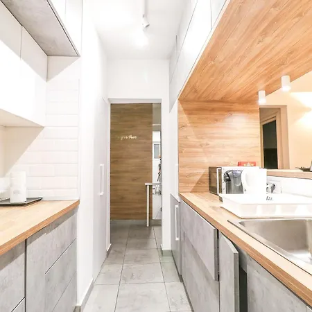 Piata Romana, Two Bedrooms *