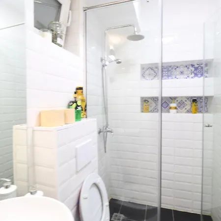 Piata Romana, Two Bedrooms *