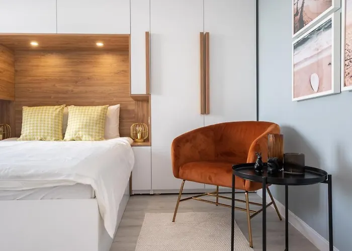 Piata Romana, Two Bedrooms