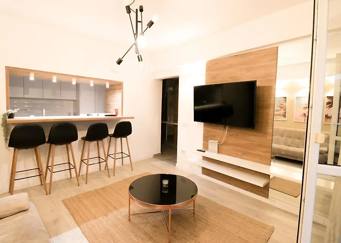 Piata Romana, Two Bedrooms *